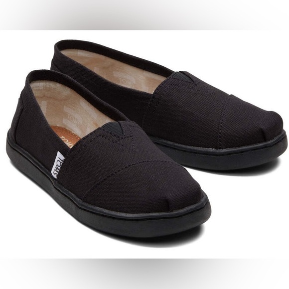 NEW TOMS toddler 12 - Picture 1 of 6